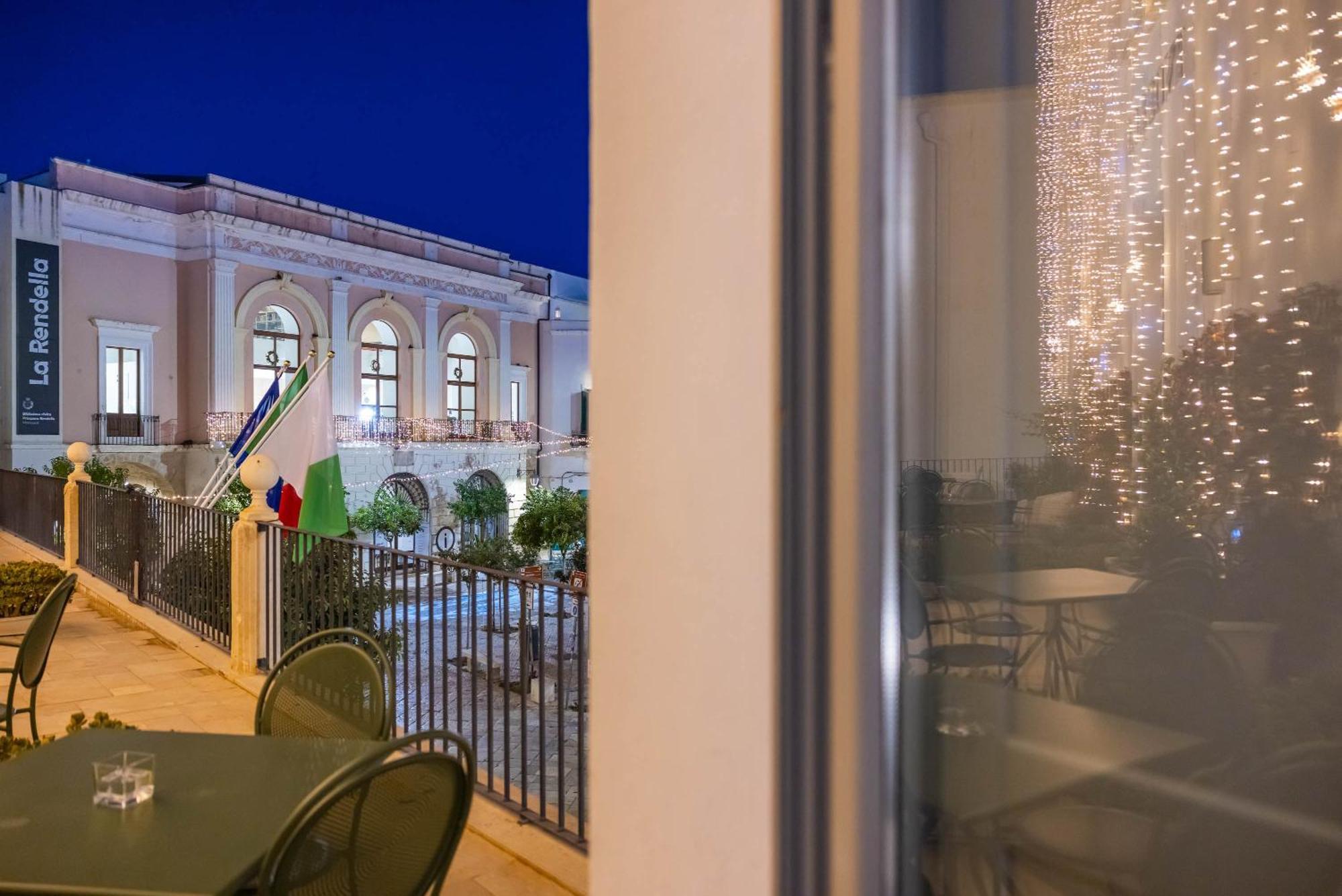 Hotel Palazzo Indelli Monopoli Exterior foto
